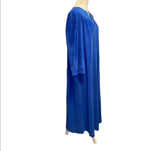 VINTAGE Rainbow Fashions Womens Bathrobe Blue Velvety Velore Zippered Size Large - Picture 4 of 12